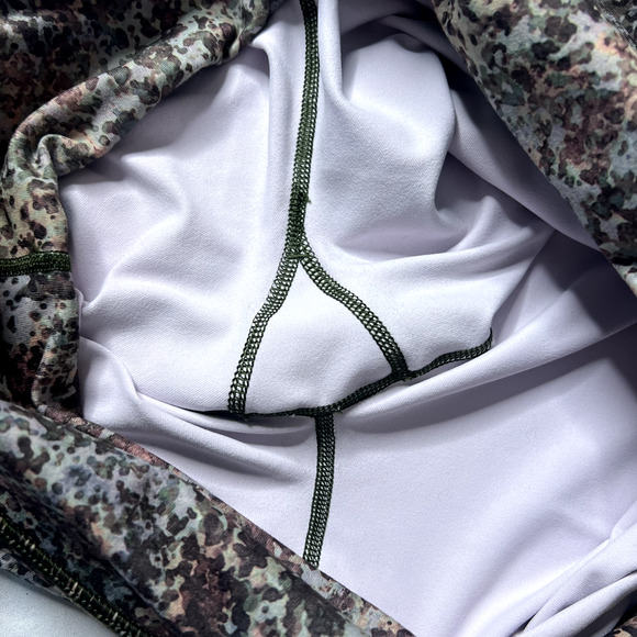 Fabletics Define PowerHold High Waisted 7/8 Womens Medium Earthen Color Camo - Picture 8 of 12